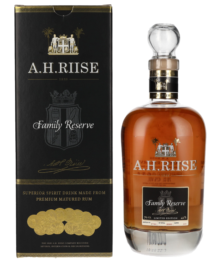 Rum Family Reserve Solera 1838 A.H. Riise 0,7 l