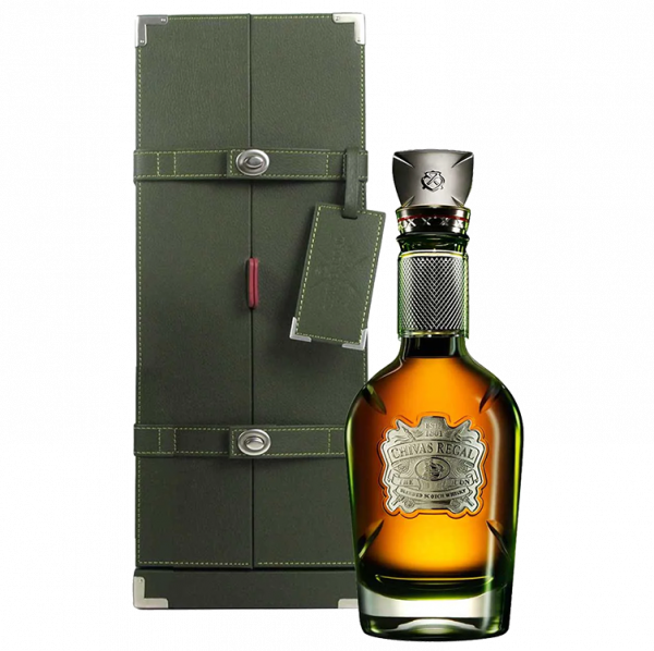 Škotski whisky Chivas Regal The Icon + GB 0,7 l